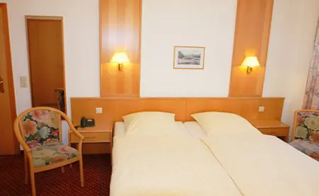 » Victor aus Bayern - Einzelzimmer 3 pension in dresden